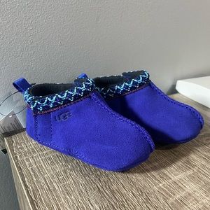 UGG Tasman booties baby